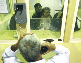 عامل سوري قادرا على حفظ أكثر من 10 آلاف رقم هاتف  صورة رقم 1