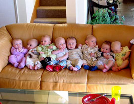 تاجر يبيع اطفال رضع في الجزائر مقابل 500 دولار!! صورة رقم 1