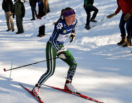 ترقبوا مسابقة التزلّج لعاريات الصدر التي تثير الجدل! صورة رقم 1