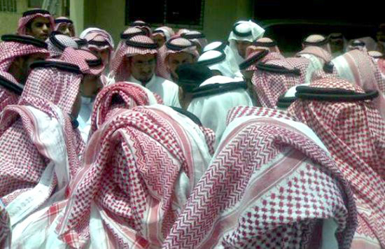 عدد الأميين العاملين في الحكومة السعودية بلغ 9217 موظفا صورة رقم 1 عدد الأميين العاملين في الحكومة السعودية بلغ 9217 موظفا صورة رقم 1