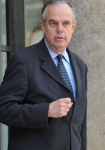 تنديد بإنتهاك حرية التعبير وإزالة رسومات تمس بساركوزي من معرض الفنون صورة رقم 1 تنديد بإنتهاك حرية التعبير وإزالة رسومات تمس بساركوزي من معرض الفنون صورة رقم 1