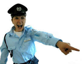 محقق إسرائيلي لطفل فلسطيني: اسجد لي واطلب المغفرة!! صورة رقم 1 محقق إسرائيلي لطفل فلسطيني: اسجد لي واطلب المغفرة!! صورة رقم 1