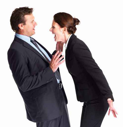 تأخرت رواتبهم.. فماذا فعلوا بمسؤول الشركة؟!! صورة رقم 1 تأخرت رواتبهم.. فماذا فعلوا بمسؤول الشركة؟!! صورة رقم 1