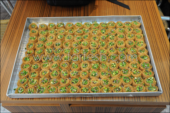 بمناسبة ذكرى المولد: حلويات خاصة في حلويات أحمد المحروم (النابلسي) صورة رقم 2 بمناسبة ذكرى المولد: حلويات خاصة في حلويات أحمد المحروم (النابلسي) صورة رقم 2