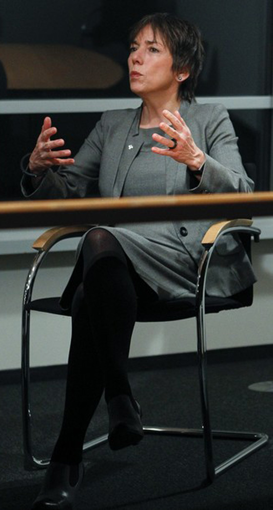 ضبط رئيسة الكنيسة تقود مخمورة! صورة رقم 4 ضبط رئيسة الكنيسة تقود مخمورة! صورة رقم 4