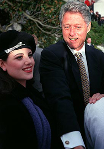 كلينتون يخضع لعملية قلب ويواجه كتابا عن فضائحه النوعية! صورة رقم 1 كلينتون يخضع لعملية قلب ويواجه كتابا عن فضائحه النوعية! صورة رقم 1