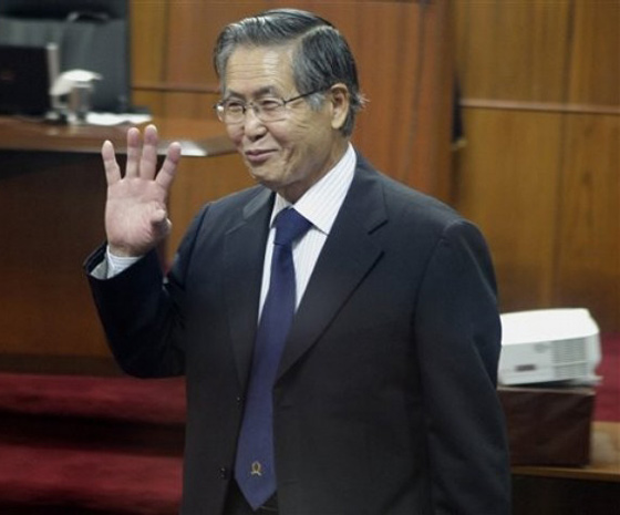 ابنة رئيس بيرو السابق تستعد للزواج في السجن!!  صورة رقم 7