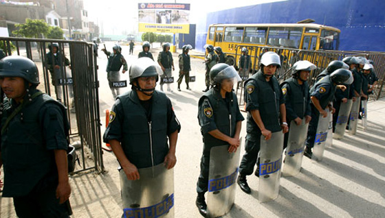 ابنة رئيس بيرو السابق تستعد للزواج في السجن!!  صورة رقم 2