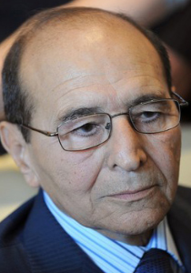 بعد جرائم القتل والانتحار.. الشرطة الجزائرية الى الفحص النفسي! صورة رقم 1