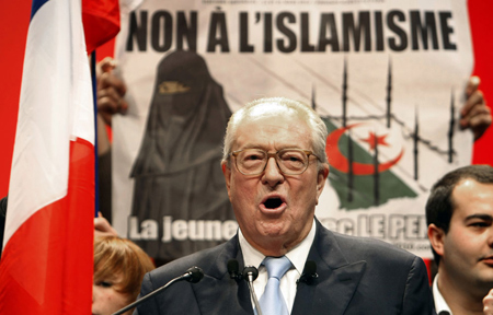 إعلانات مسيئة للإسلام ضمن حملة العنصري لوبان الانتخابية  صورة رقم 3