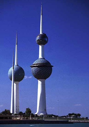 تحرم زوجها من المرحاض لأنه يكلم غيرها على الهاتف!! صورة رقم 1