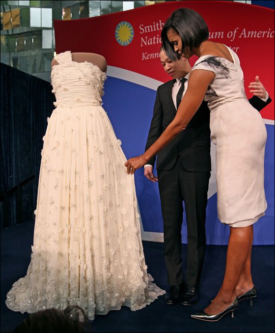 فستان ميشيل اوباما في المتحف الوطني للتاريخ الامريكي!  صورة رقم 3