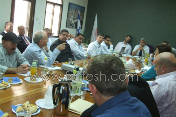 وزير المواصلات يزور الناصرة ويطلع على طلبات بلديتها صورة رقم 3 وزير المواصلات يزور الناصرة ويطلع على طلبات بلديتها صورة رقم 3