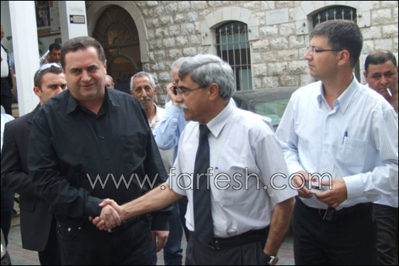 وزير المواصلات يزور الناصرة ويطلع على طلبات بلديتها صورة رقم 6 وزير المواصلات يزور الناصرة ويطلع على طلبات بلديتها صورة رقم 6