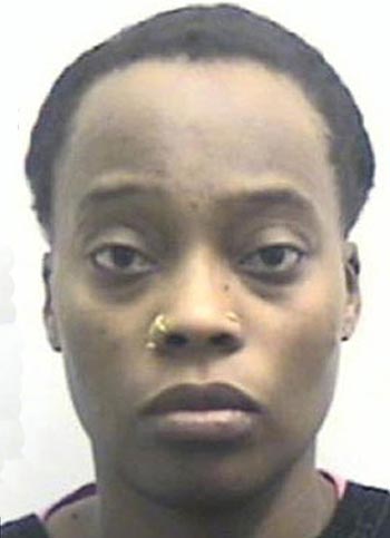 السجن 15 سنة لوالدة وزوجها.. جوعا ابنتهما حتى الموت  صورة رقم 3