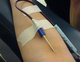 ضابط مصري تبرع بدمه لإنقاذ رضيع بدل أن يخالف والده! صورة رقم 1