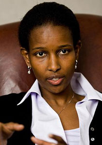 زميلة المتطرف فيلدرز المرتدة عن الإسلام: محمد رجل حرب! صورة رقم 1 زميلة المتطرف فيلدرز المرتدة عن الإسلام: محمد رجل حرب! صورة رقم 1