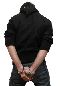 شاب في العشرينات من عمره اغتصب عجوز وخمن ثم خنقها! صورة رقم 1