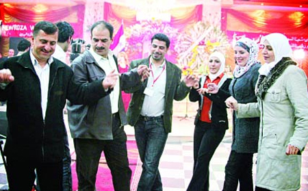 يوم  النوروز: خلاص للإنسانية من العبودية وحرق للذنوب  صورة رقم 11