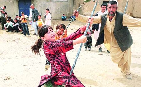 يوم  النوروز: خلاص للإنسانية من العبودية وحرق للذنوب  صورة رقم 12