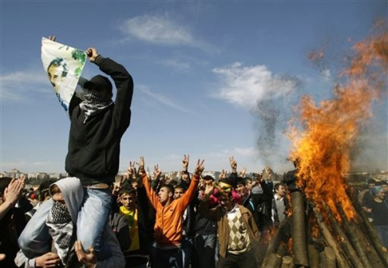 يوم  النوروز: خلاص للإنسانية من العبودية وحرق للذنوب  صورة رقم 5