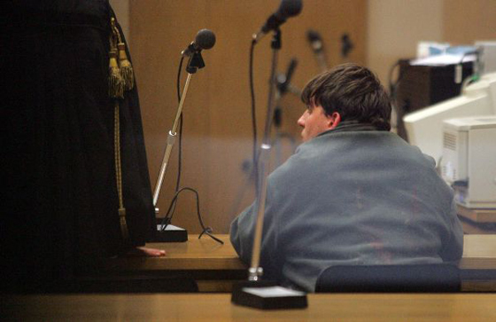  ايطالية استأجرت قتلة محترفين للتخلص من استبداد والدها!  صورة رقم 3