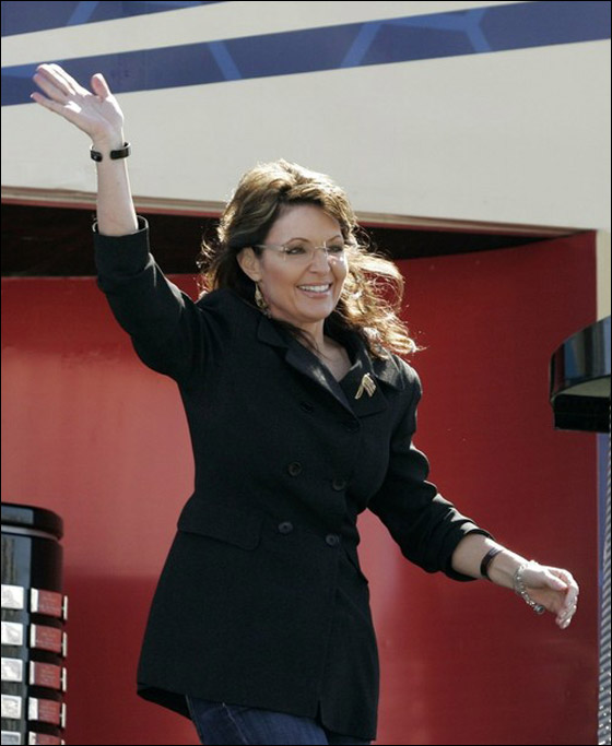 مليون دولار مقابل حلقة واحدة لسارة بالين!!! صورة رقم 5 مليون دولار مقابل حلقة واحدة لسارة بالين!!! صورة رقم 5