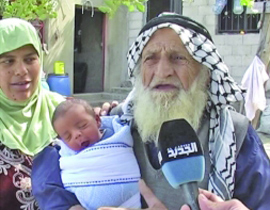 ينجب بعمر الـ91 ويطالب بمساعدته على إنجاب المزيد! صورة رقم 1