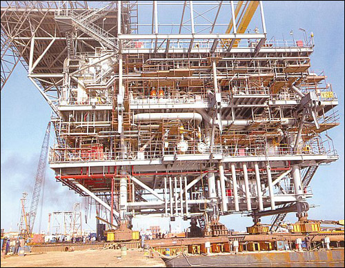 اكتشاف نفط وغاز في المنطقة المحايدة بين الكويت والسعودية صورة رقم 1