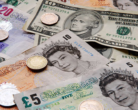 هبوط الإسترليني إلى أدنى مستوى له منذ 10 أشهر في بريطانيا صورة رقم 1