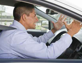 هل يسمح لمن تخطوّا التسعين عاما القيادة بعكس السير؟!! صورة رقم 1 هل يسمح لمن تخطوّا التسعين عاما القيادة بعكس السير؟!! صورة رقم 1