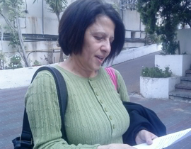 بلدية الناصرة توزع 450 حاسوباً على مدارس المدينة المختلفة صورة رقم 1 بلدية الناصرة توزع 450 حاسوباً على مدارس المدينة المختلفة صورة رقم 1