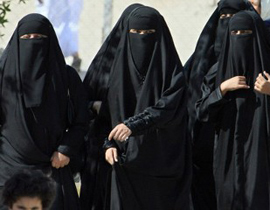 جلد وسجن سعودية بعد أن إشتكت على قضاة تحرشوا بها! صورة رقم 1