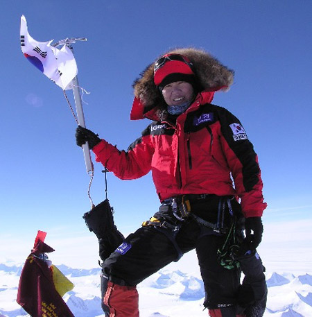 هل ستحطم صن الرقم القياسي بتسلق أعلى 14 قمة بالعالم!  صورة رقم 3