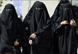 بعد 20 عاماً: خلعت زوجها لانه تزوج عليها بالسر صورة رقم 1