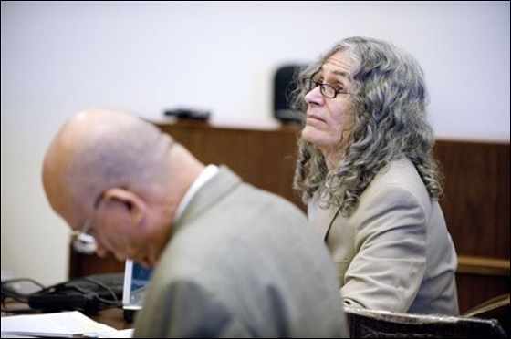 الإعدام لسبعيني قتل 4 سيدات وطفلة في آواخر السبعيينات! صورة رقم 2 الإعدام لسبعيني قتل 4 سيدات وطفلة في آواخر السبعيينات! صورة رقم 2