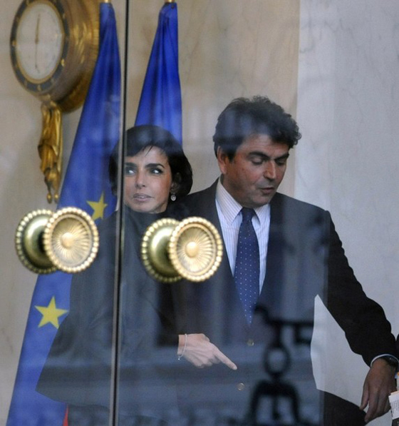 رشيدة تفقد ساركوزي رشده!!        صورة رقم 7