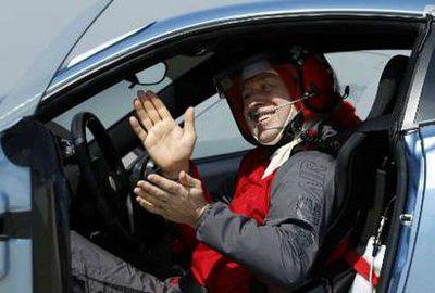 أسرع قادة السيارات في العالم.. كفيف تركي  صورة رقم 4