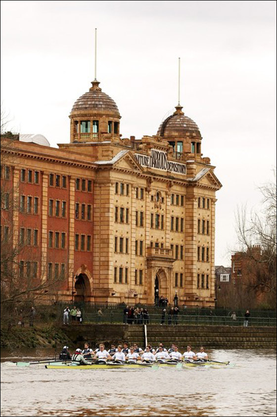 محمد الفايد يرفض بيع هارودز ويشبهها بمكة!    صورة رقم 6