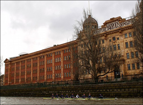 محمد الفايد يرفض بيع هارودز ويشبهها بمكة!    صورة رقم 5