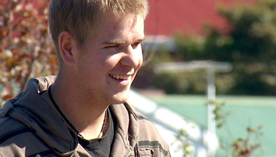 استراليا: عطل في الطائرة تسبب بهبوطها على الطريق السريع  صورة رقم 4