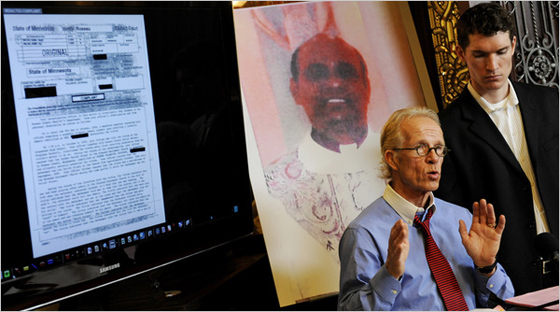 في أحدث إنتهاكات مشينة: إتهام قس أمريكي بالتحرش بالمراهقات! صورة رقم 3 في أحدث إنتهاكات مشينة: إتهام قس أمريكي بالتحرش بالمراهقات! صورة رقم 3