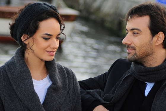 المطالبة بوقف مسلسل صرخة حجر لعرضه اغتصاب الاسيرات!  صورة رقم 2