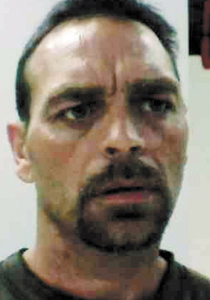 الشرطة تبحث عن مطلوب قام بإحراق مقهى لأنصاف العراة  صورة رقم 1