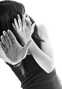 عنف الزوج تسبب بتمزق الأعضاء النوعية لزوجته الطفلة ووفاتها! صورة رقم 1