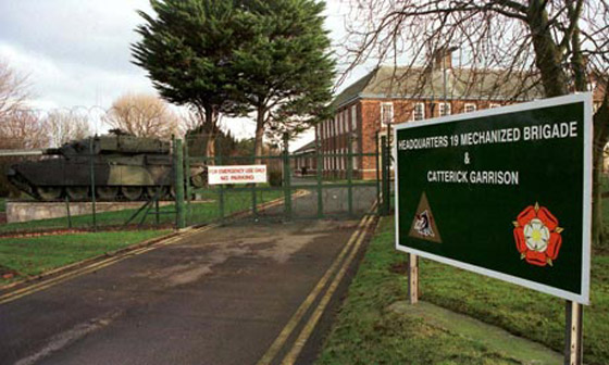 الجيش البريطاني يتعلم الرماية على المساجد!!        صورة رقم 3