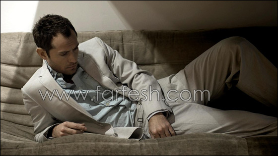 الممثل البريطاني جود لو يفوز بمعركة صور اطفاله  صورة رقم 3