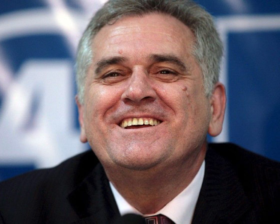 الفاظ نابية تمنع زعيم المعارضة الصربي من الكلام 3 أسابيع  صورة رقم 3