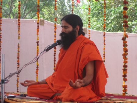 يشفي من السرطان ويدخل السياسة لتطهيرها من الفاسدين!  صورة رقم 9