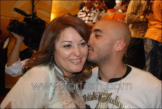 مجموعة من الفنانين في احتفال المركز الكاثوليكي بالطفل اليتيم صورة رقم 6 مجموعة من الفنانين في احتفال المركز الكاثوليكي بالطفل اليتيم صورة رقم 6